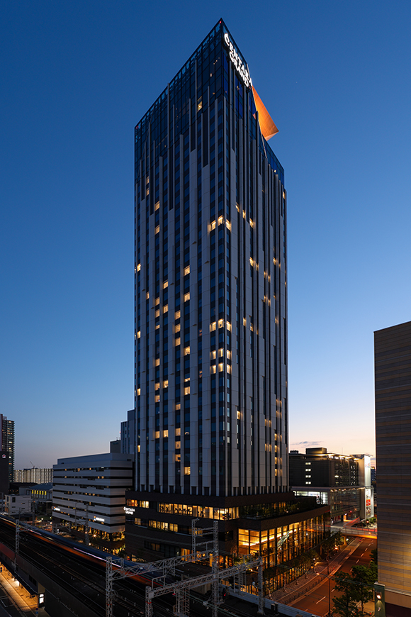 センタラグランドホテル大阪の外観